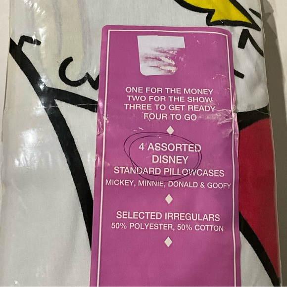 Vintage NOS Pack of 4 Disney Assorted Standard Pillowcases Mickey Minnie Donald - Picture 2 of 9